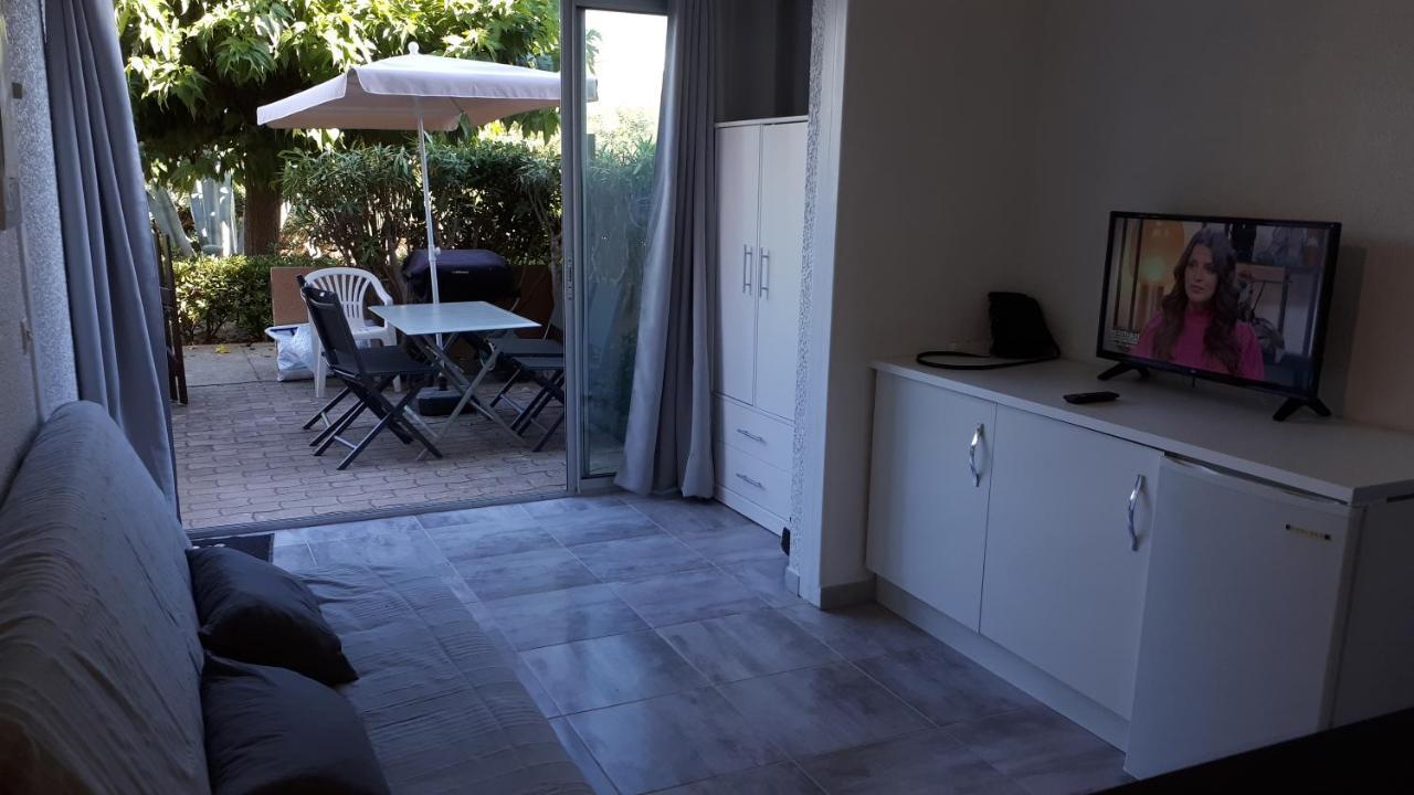 Studio Cabine Avec Jardinet A 30 M De La Plage, Au Calme. グリュイッサン エクステリア 写真